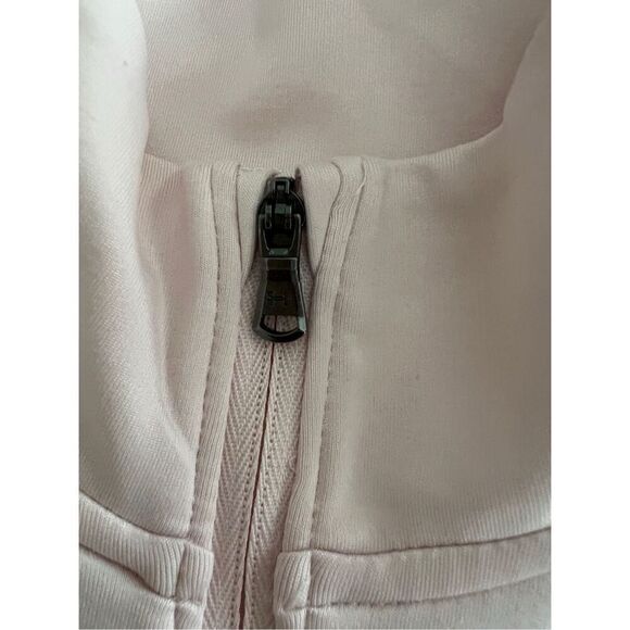 Under Armour Baby Pink Long Sleeve Athletic sweatshirt size S - Picture 6 of 6